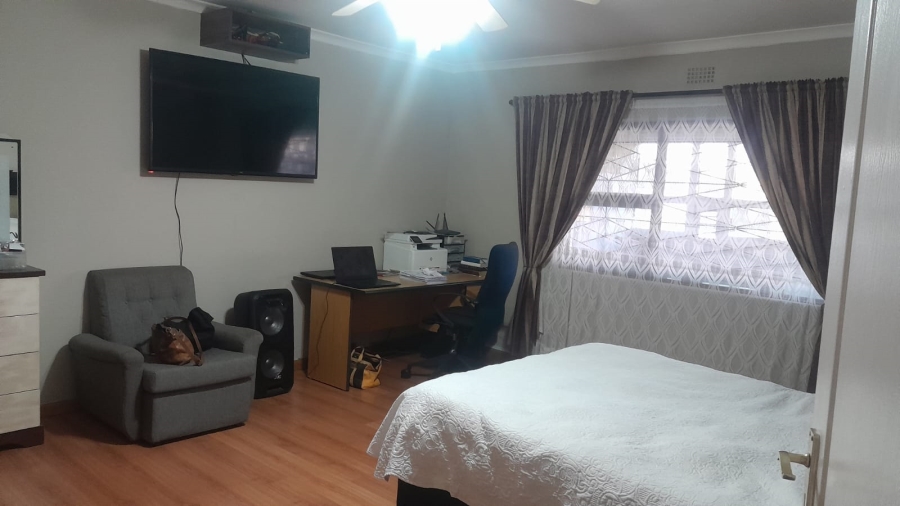 3 Bedroom Property for Sale in Croydon Western Cape